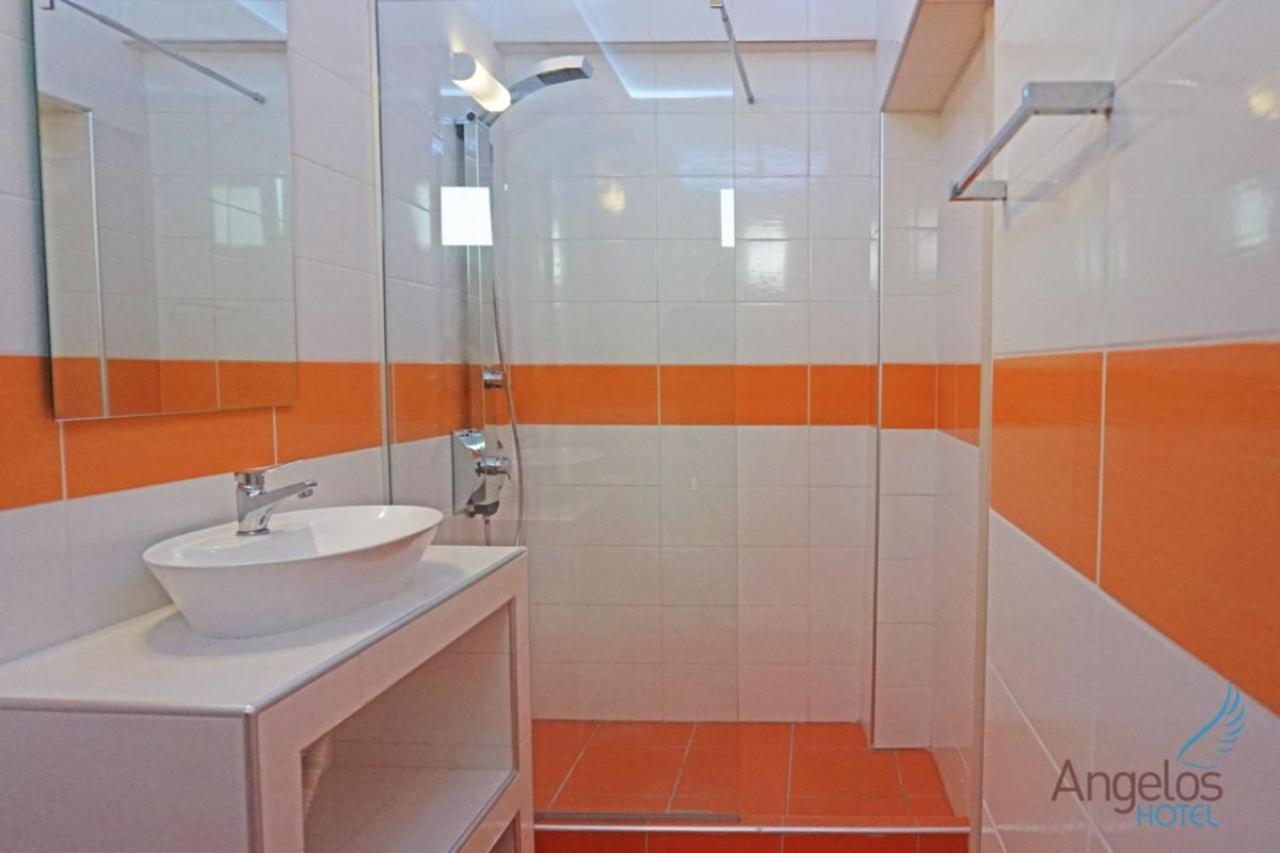 אורמוס פנגיאס Angelina Hotel מראה חיצוני תמונה