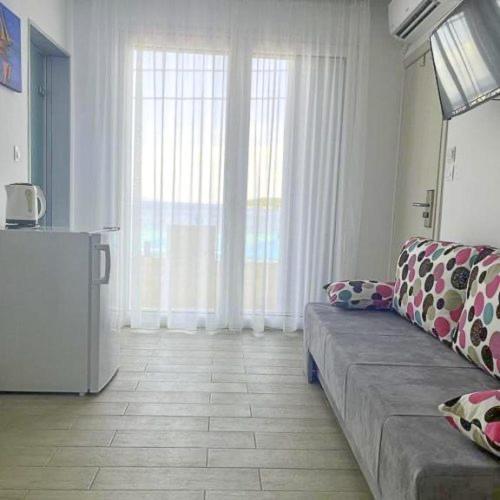 אורמוס פנגיאס Angelina Hotel מראה חיצוני תמונה