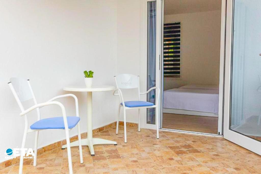 אורמוס פנגיאס Angelina Hotel מראה חיצוני תמונה