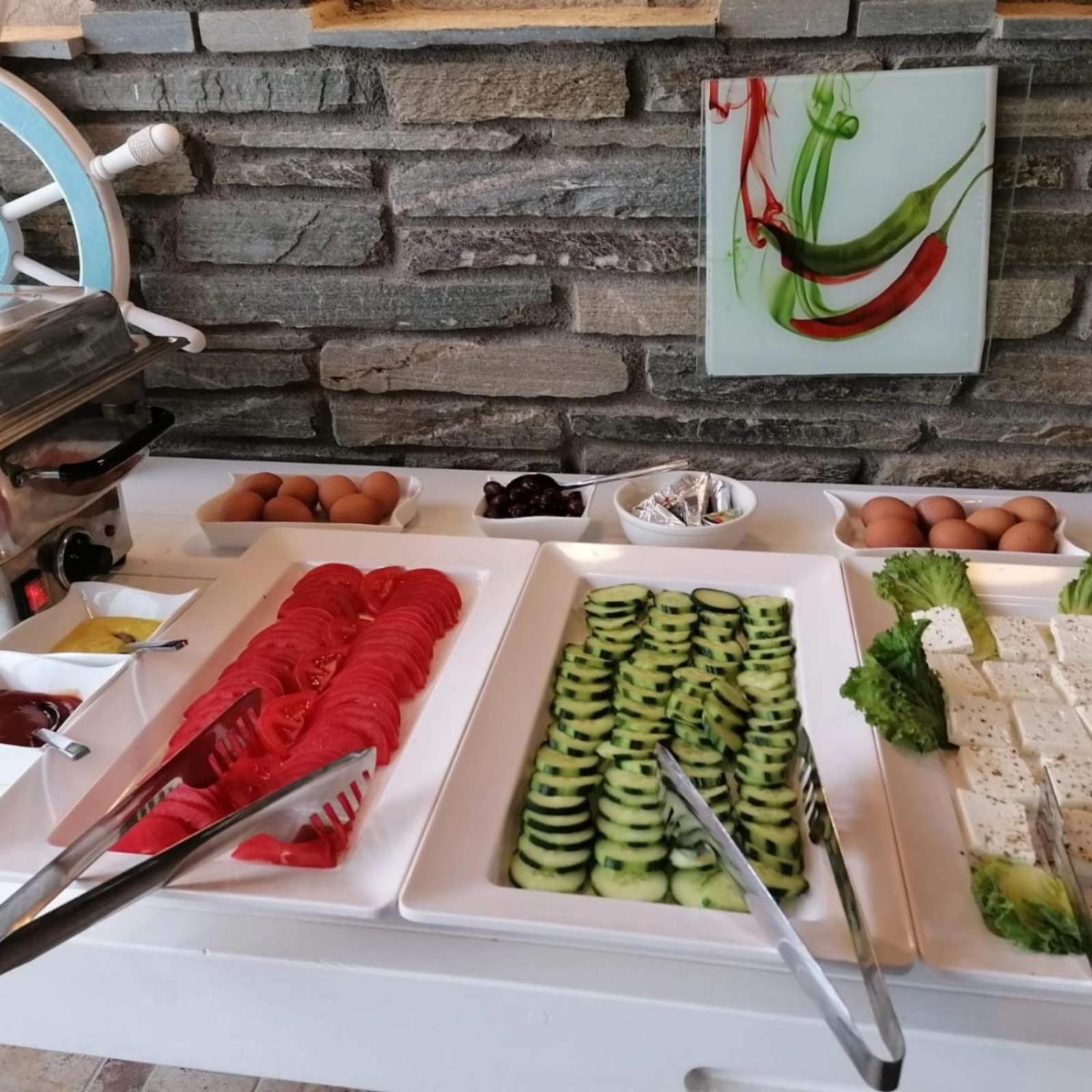 אורמוס פנגיאס Angelina Hotel מראה חיצוני תמונה